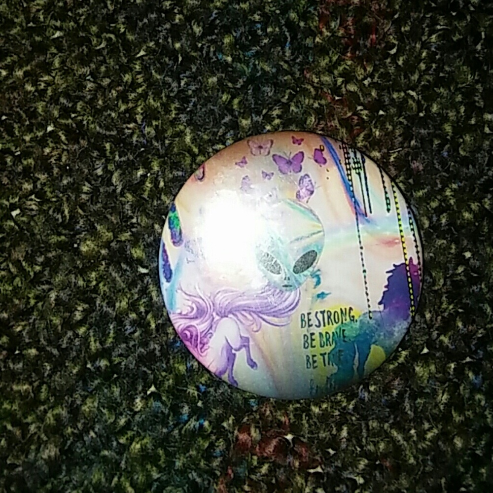 Free spirit pin